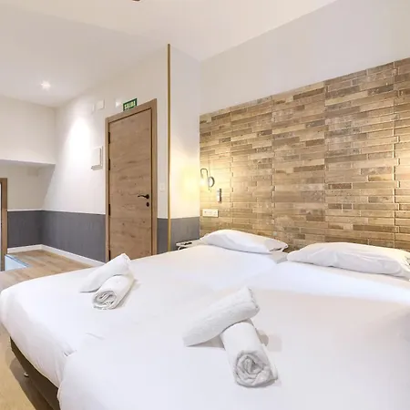 Πανσιόν H30 Tiboli Self Checkin